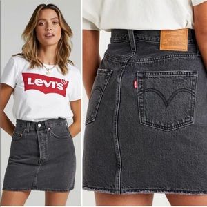 Levi’s Ribcage Mini Skirt